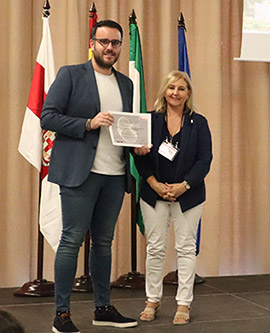 El doctor Alberto Celma recibe el premio SECyTA 2021 a la mejor tesis doctoral por sus investigaciones en el Instituto Universitario de Plaguicidas y Aguas de la UJI
