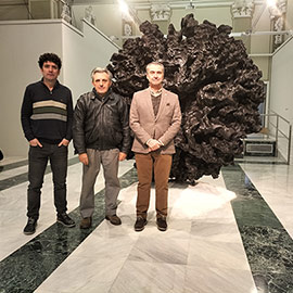 Alfred Remolar, alcalde de Betxí, clausura la exposición ´Espai-Tems´ de Miquel Gozalbo en la Fundació Caixa Castelló