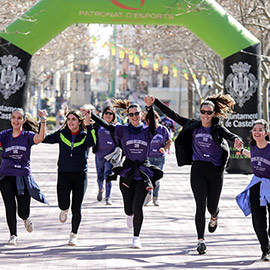 4.000 mujeres unidas en la Cursa del 8-M en Castelló