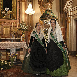 Ofrenda de Flores a la Mare de Déu del Lledó