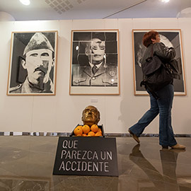 Exposición «Que parezca un accidente. Realitat i farsa: del franquisme a la transició»