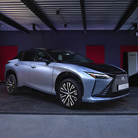 Lexus presenta 3 novedades en el salón de Barcelona: nuevo Lexus RX, nuevo Lexus RZ y nuevo Lexus UX Premium