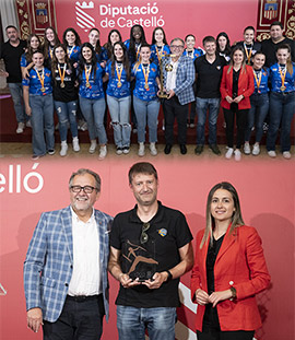 Recepción en Castellón al club de Balonmano Femenino de Onda