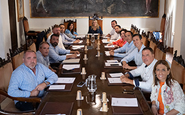 Primera reunión de trabajo de la nueva presidenta de la Diputación de Castellón con su equipo de Gobierno