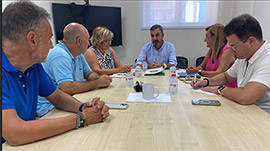 El concejal de Empleo, Juan Carlos Redondo, se reune con la Asociación de Empresas Tecnológicas de Castellón