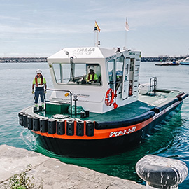 Consulmar y Sym Naval presentan la primera embarcación multipropósito 100% eléctrica cero emisiones del sistema portuario
