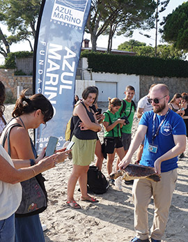 CEEI Castellón, Fit Planet y Fundación Azul Marino recogen más de 142 kilos de residuos en la playa nudista de Bellver