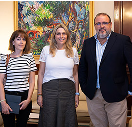 La presidenta de la Diputación Provincial de Castellón con Carmelo Martínez , presidente de la Asociación Empresarial Castellonense de Transportes de Mercancías por Carretera (ACTM)