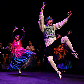 Gran Gala del folklore aragonés en el Teatro del Raval de Castellón