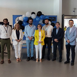 Una delegación de la UJI visita las instalaciones de Amazon en Onda