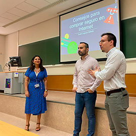 Consejos para comprar en internet, charla impartida en la UJI por el ingeniero informático Javier Laguna