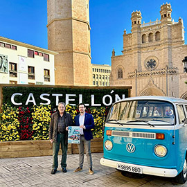 La Plaza Mayor de Castellón acoge este sábado una exposición de coches clásicos