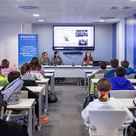 Espaitec fomenta las profesiones STEAM entre el alumnado del SES Borriol-Bovalar en la jornada «Ciencia y Tecnología en Femenino»