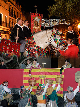 Benicàssim celebra el día del Patrón con la tradicional noche de la Coqueta