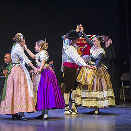 Benicàssim celebra el 45 Aniversario de la Agrupació folklórica del Cremaller