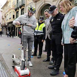 Presentación del nuevo dispositivo para el control de la movilidad en patinete eléctrico