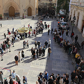 Reparto de récord: los castellonenses agotan los 40.000 ejemplares del programa de fiestas en apenas día y medio