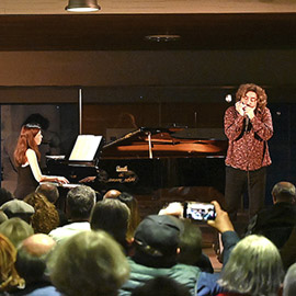 Concierto del armonicista Antonio Serrano y de la pianista Constanza Lechner