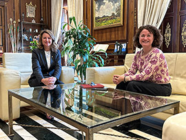 Begoña Carrasco recibe a la presidenta del nuevo Club Rotary Castellón-Mediterráneo