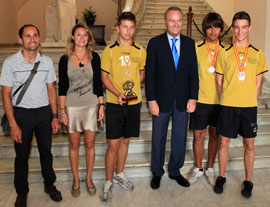 El Club Volley Mediterráneo visita al alcalde
