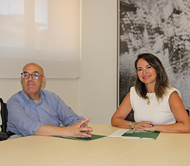 La concejala de Bienestar Social firma el convenio con Cocemfe por valor de 74.800 euros en concepto de subvención nominativa para financiar varias de las actividades que ponen a disposición de sus usuarios