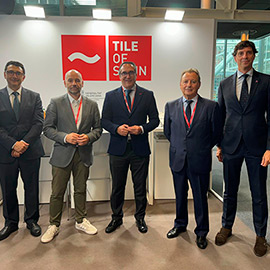 PortCastelló participa con el sector cerámico de Castellón en la feria Cersaie