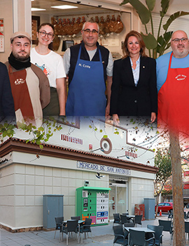 La alcaldesa de Castellón, Begoña Carrasco, visita el Mercado de San Antonio finalizadas las obras de su restauración