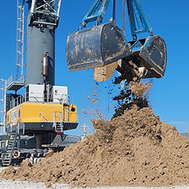 PortCastelló lidera el crecimiento de tráfico de mercancías, con un 40%, frente a la caída del sistema