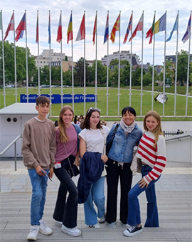 Jóvenes de Onda promocionan en Estrasburgo el patrimonio cultural de la ciudad tras ganar un concurso europeo