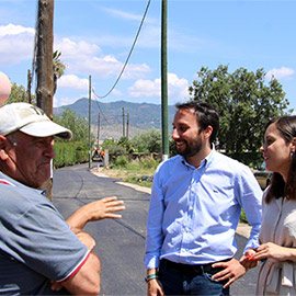 Castellón continúa el Plan de Asfaltado Municipal con la pavimentación del Camí Sol del Riu en la Marjalería