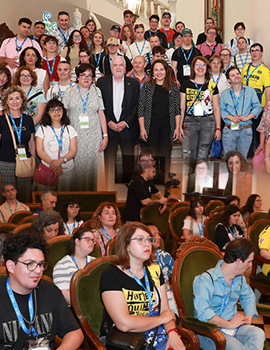 El gobierno municipal recibe en el salón de plenos a los participantes en el VII Encuentro Nacional de Jóvenes de DOWN ESPAÑA