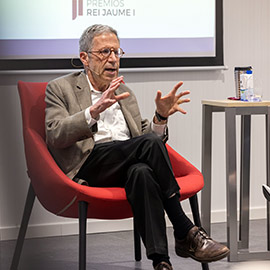 El premio Nobel de Economía Eric Maskin visita la UJI y comparte reflexiones sobre democracia, innovación abierta y cambio climático