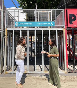 Las fiestas de Sant Pere cuentan por primera vez con un cadafal adaptado a personas con movilidad reducida