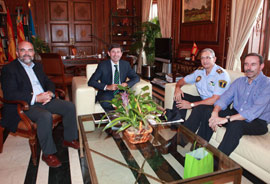 Reunión del Alcalde de Castellón, Alfonso Bataller, con el jefe del área de Seguridad Pública