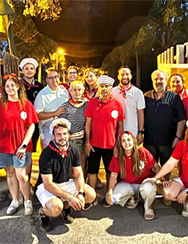 Los vecinos del Meridiano celebran el final de sus fiestas con la presencia de concejales del Gobierno municipal