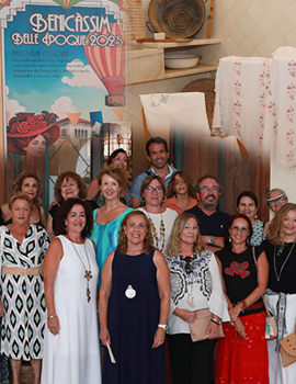 Benicàssim devuelve su esplendor a varias estancias de Villa Elisa con la colaboración de un grupo de mujeres vinculadas a la Belle Époque