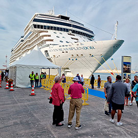 El buque «World Navigator» reanuda las escalas de cruceros en PortCastelló