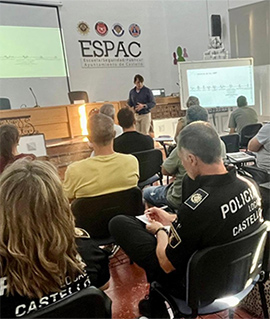 La Policía Local de Castellón recibe formación especializada en accidentes con patinetes eléctricos