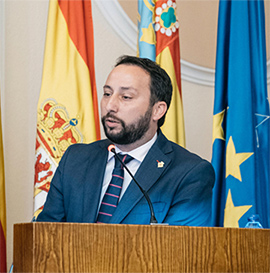 Ayuntamiento y vendedores del Mercado Central acuerdan el traslado al mercado provisional tras la Navidad aprovechando al máximo la campaña comercial más importante del año