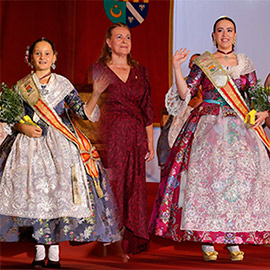 Marta Mas Dinten y Ariadna Galán Zorrilla, proclamadas reinas de las fiestas de Benicàssim