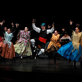 Gran Gala del Folklore Aragonés en el día del Pilar en Castellón