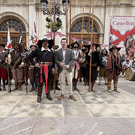 Recreación histórica de los Tercios en la plaza de Las Aulas de Castellón