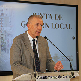 El gobierno municipal oferta los mismos puestos para actividades comerciales y recreativas en Navidad trasladando dos espacios de Santa Clara a Huerto Sogueros y María Agustina