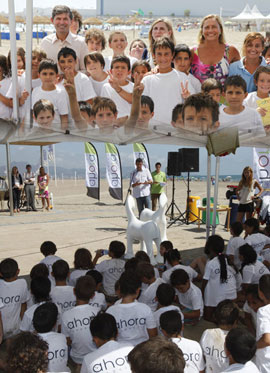 Un centenar de niños y niñas participan en una Jornada de la Solidaridad en la que colabora el Ayuntamiento de Castellón