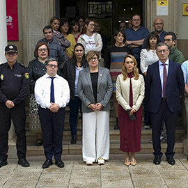 La Subdelegación del Gobierno en Castellón guarda un minuto de silencio en recuerdo de las víctimas de la DANA de Valencia