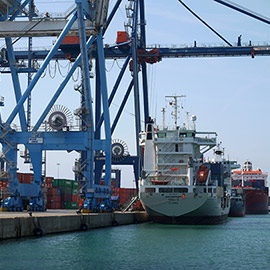 PortCastelló alcanza un acuerdo histórico entre estibadores y terminales que permitirá ganar en tráficos y en competitividad