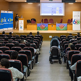 La UJI acoge la graduación de los programas Kumpania para la mejora socioeducativa de la infancia, adolescencia y juventud gitanas en la provincia de Castellón