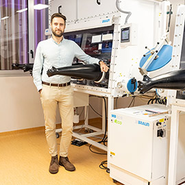 El Instituto de Materiales Avanzados de la Universitat Jaume I trabaja en la generación de células solares de perovskita más estables