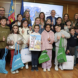 Acto de entrega del Premio CAPLA de dibujo escolar