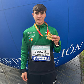 Daniel Monfort se proclama campeón de España y bate el récord nacional sub20 en los 5 km marcha